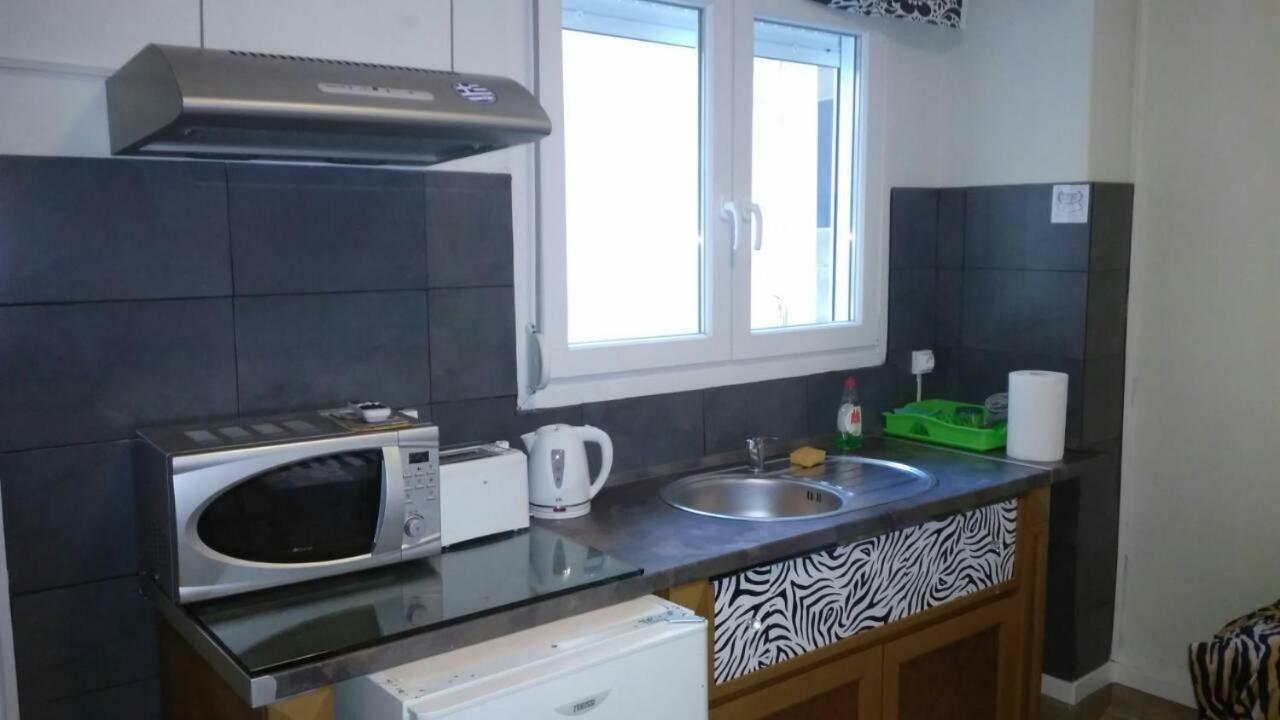 Prime Location Bright Studio City Center Super 5G Wifi 200Mbps With32"Tv Saloniki Zewnętrze zdjęcie